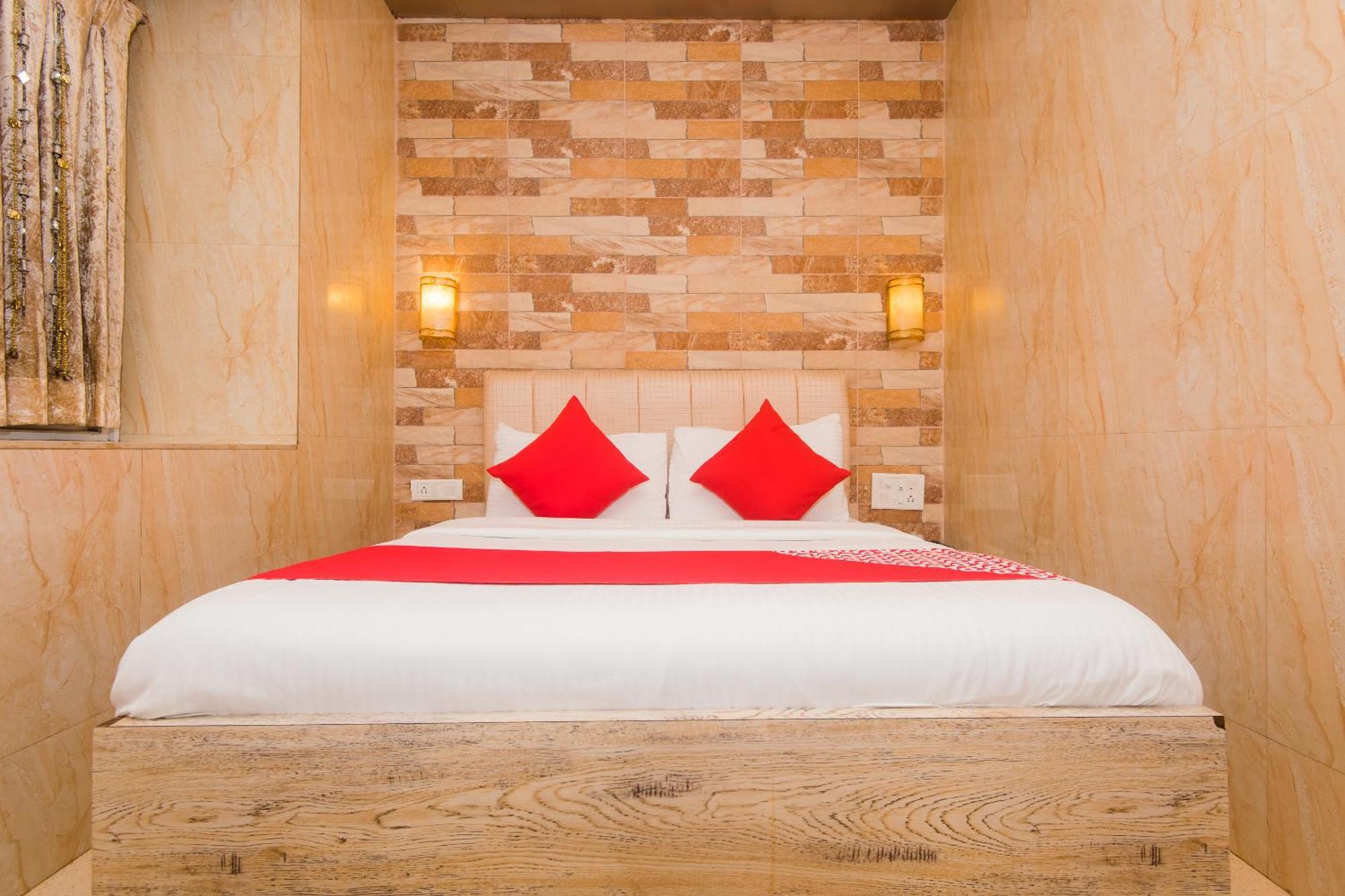 Hotel Oliver, Colaba Bombaj Exteriér fotografie